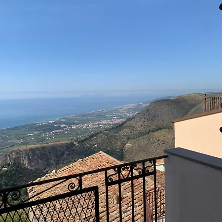 Studioarcodia- Bed & Breakfast San Marco d'Alunzio