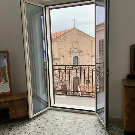 Studioarcodia- Couette-café 3*